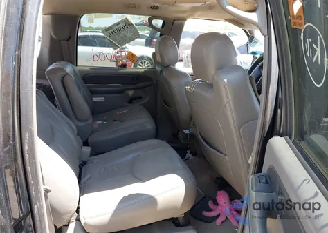 2003 Chevrolet Suburban 1500 Lt z USA, uszkodzony, nr VIN 3GNEC16Z23G343196